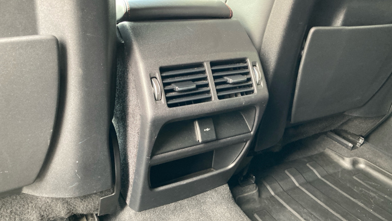 Land Rover Discovery Sport 2.0 D240 R-Dynamic HSE 5dr Auto Diesel Station Wagon